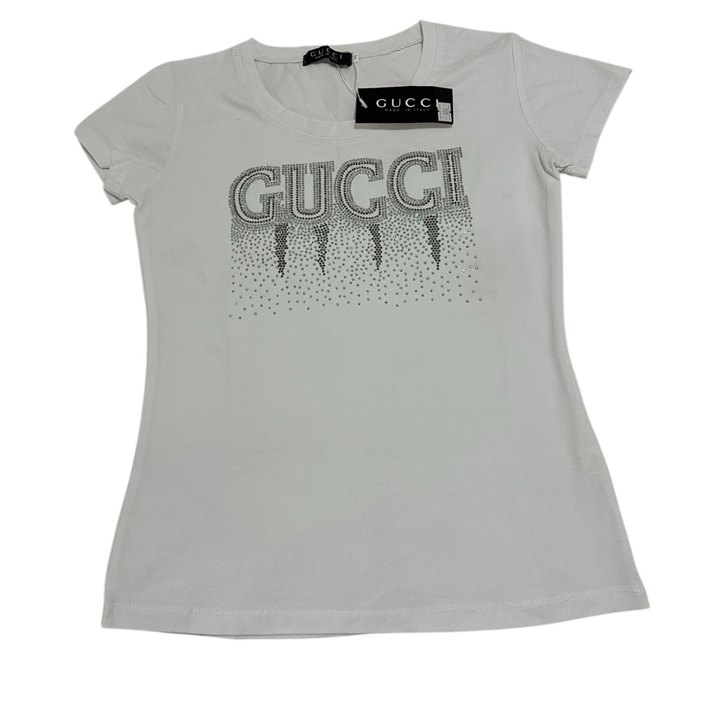 Gucci White T-Shirt with Logo, brand new, pit to pit measures 15“ strectched 17“